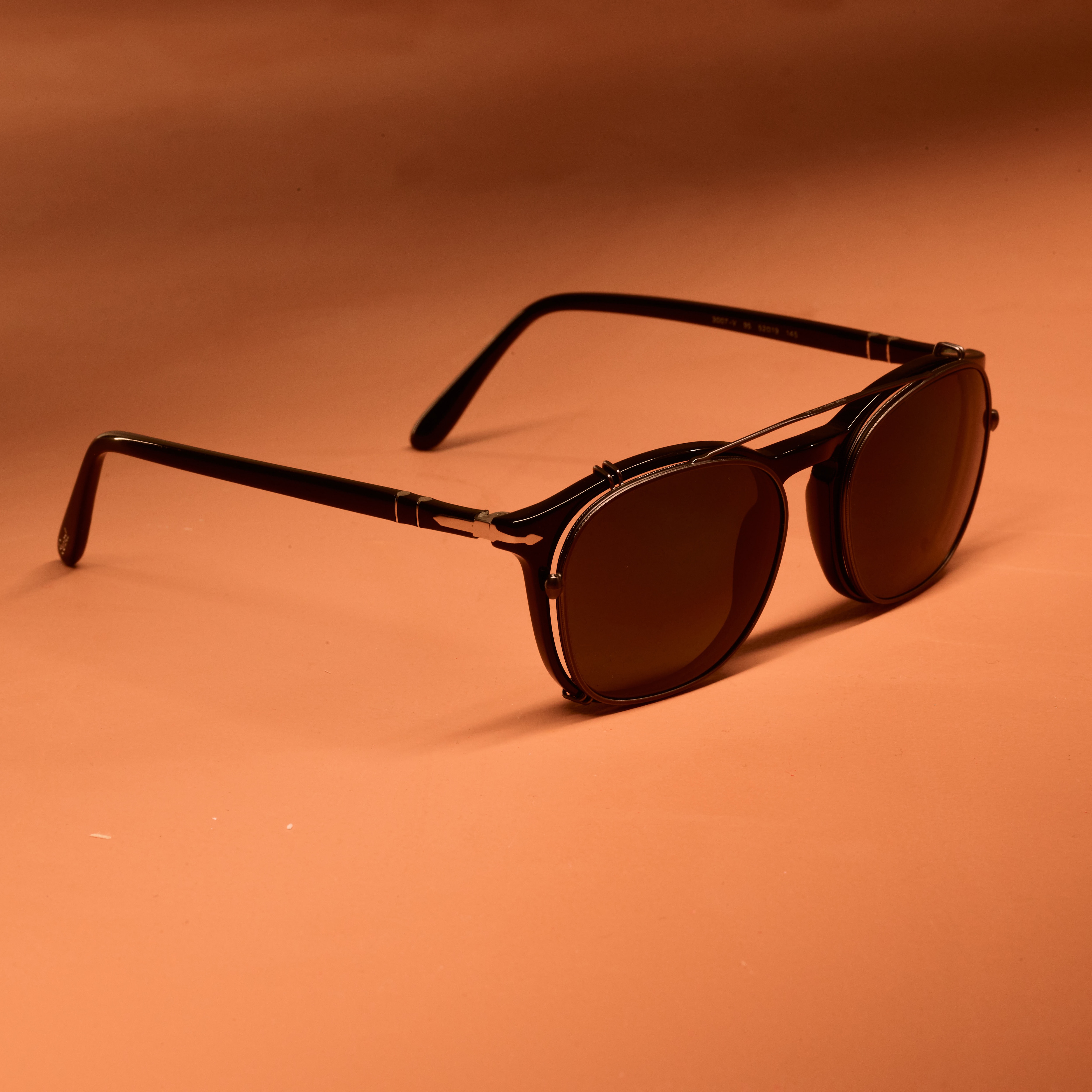 Clip-on PO3007C - Canna di fucile - Polarizzata Verde - Metallo | Persol  Italia